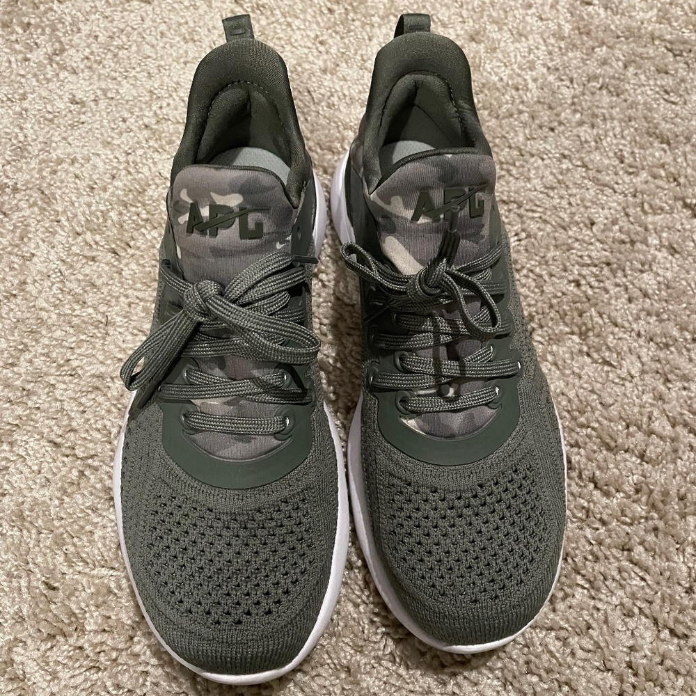 Camo apl techloom tracer sneakers